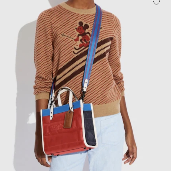 ❄️🌲❄️NWT Quilted color block Field 22 - Picture 9 of 9